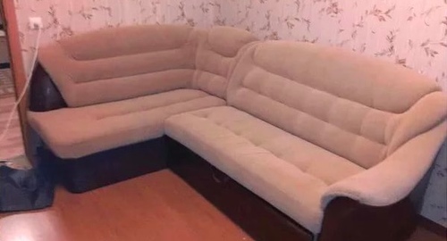 Перетяжка углового дивана. Чапаевск